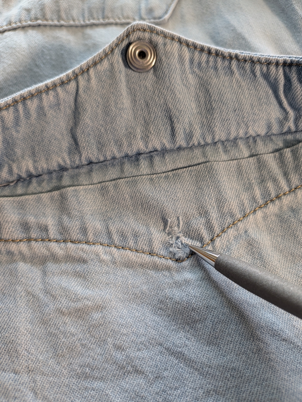 Levi's Essential Light Blue Denim Western Shirt Pearl Snap Buttons - Picture 6 of 10